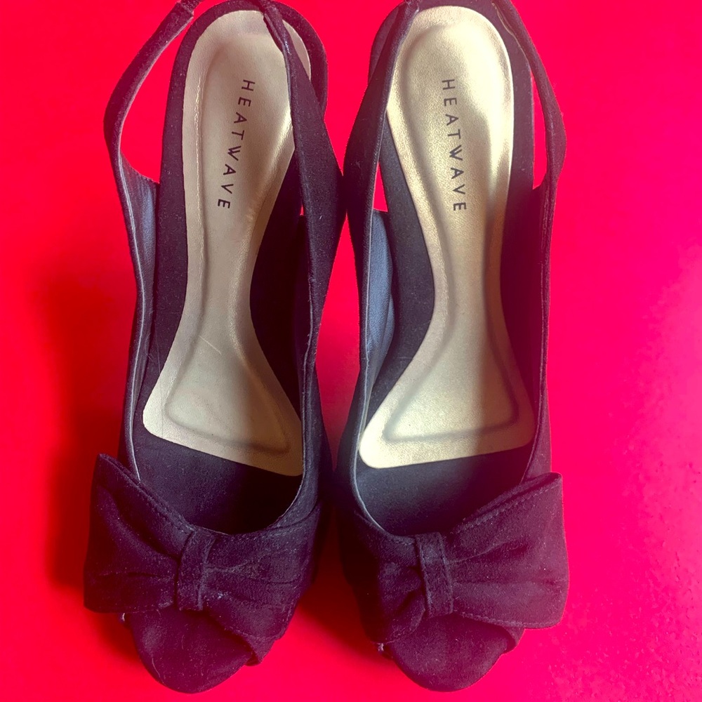 Heels - Picture 2 of 3